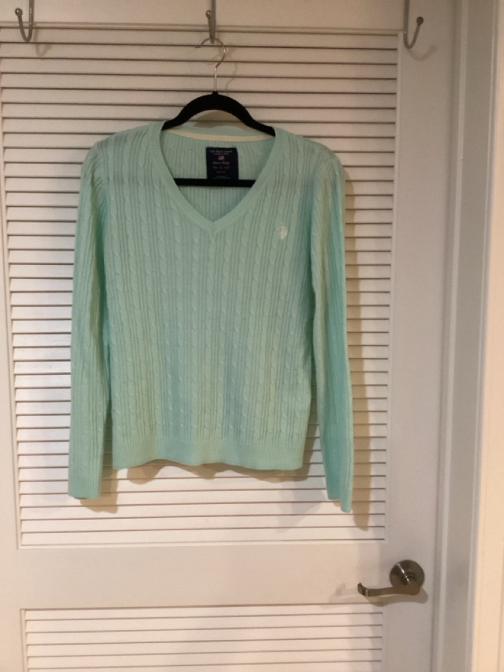 U.S. Polo Assn Mint Green Cable Knit V-Neck Sweater Size M